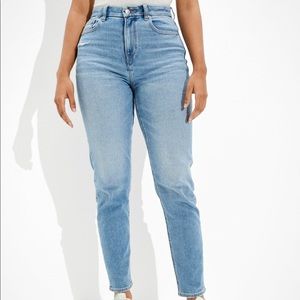 American Eagle AE Stretch Curve Mom Jeans